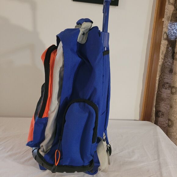 RUgged Kids! Back Pack/lugguage On Wheels 19"x13"x8" - Picture 3 of 14